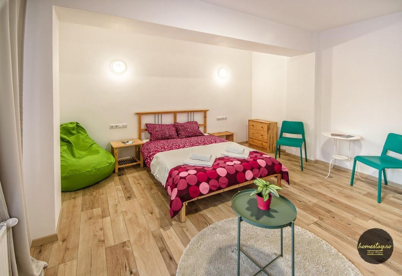 Homestay Otopeni Buitenkant foto