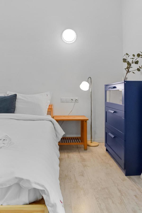 Homestay Otopeni Buitenkant foto