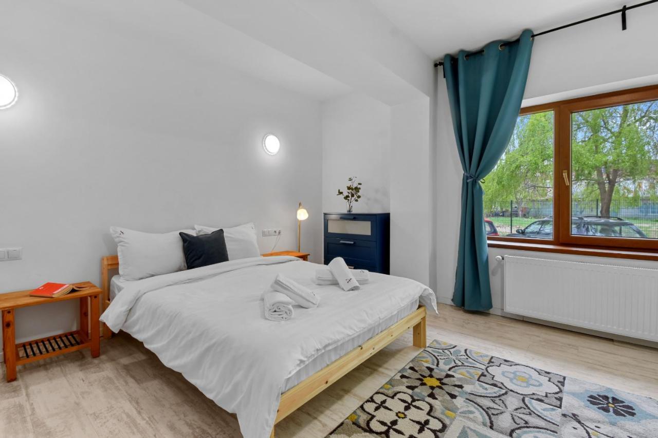 Homestay Otopeni Buitenkant foto
