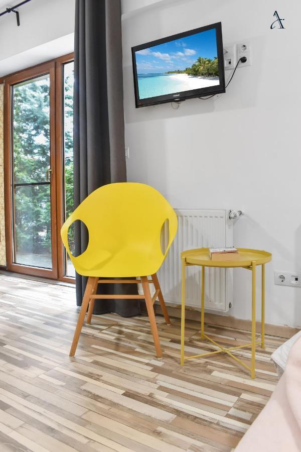 Homestay Otopeni Buitenkant foto